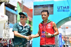 BIB: 160
                            <button type="button" onclick="openModal(21795412)" class="btn btn-primary btn-sm float-right btn-popup" data-toggle="modal" data-target=".modal-high-quality">
                        <i class="fas fa-shopping-cart"></i> Add to Cart
                    </button>
                                            <button type="button" onclick="isThisMe(21795412, true)" class="btn btn-success btn-sm float-right btn-popup btn-isme hidden" data-toggle="tooltip" data-placement="bottom" title="นี่คือรูปของคุณใช่ไหม คลิกที่นี่เพื่อเอาเข้าอัลบั้ม">
                        <i class="fas fa-plus"></i> Add to album
                    </button>
                    <button type="button" onclick="isThisMe(21795412, false)" class="btn btn-warning btn-sm float-right btn-popup btn-isnotme hidden">
                        <i class="fas fa-ban"></i> Remove from album
                    </button>